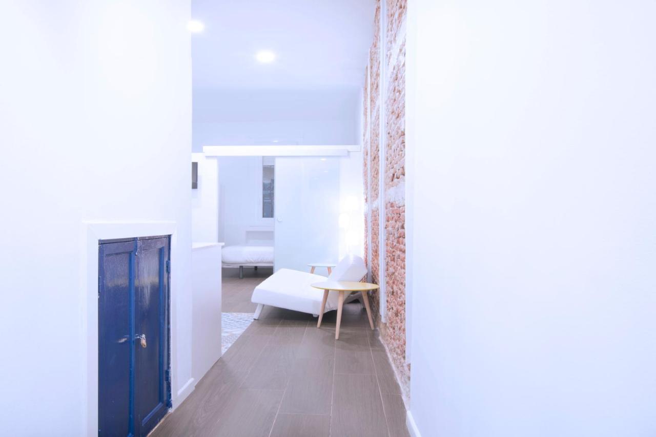 Fancy One-Bedroom La Latina Madri Exterior foto